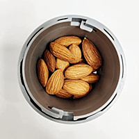 Dry Fruit Cutter, Slicer, Grinder, Chocolate Cutter and Butter Slicer with 3 in 1 Blade – Almonds, Cashews- Color May Vary (Pack of 1)