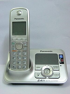 Panasonic single line TG3721SXS Digital Cordless Telephone (Silver)